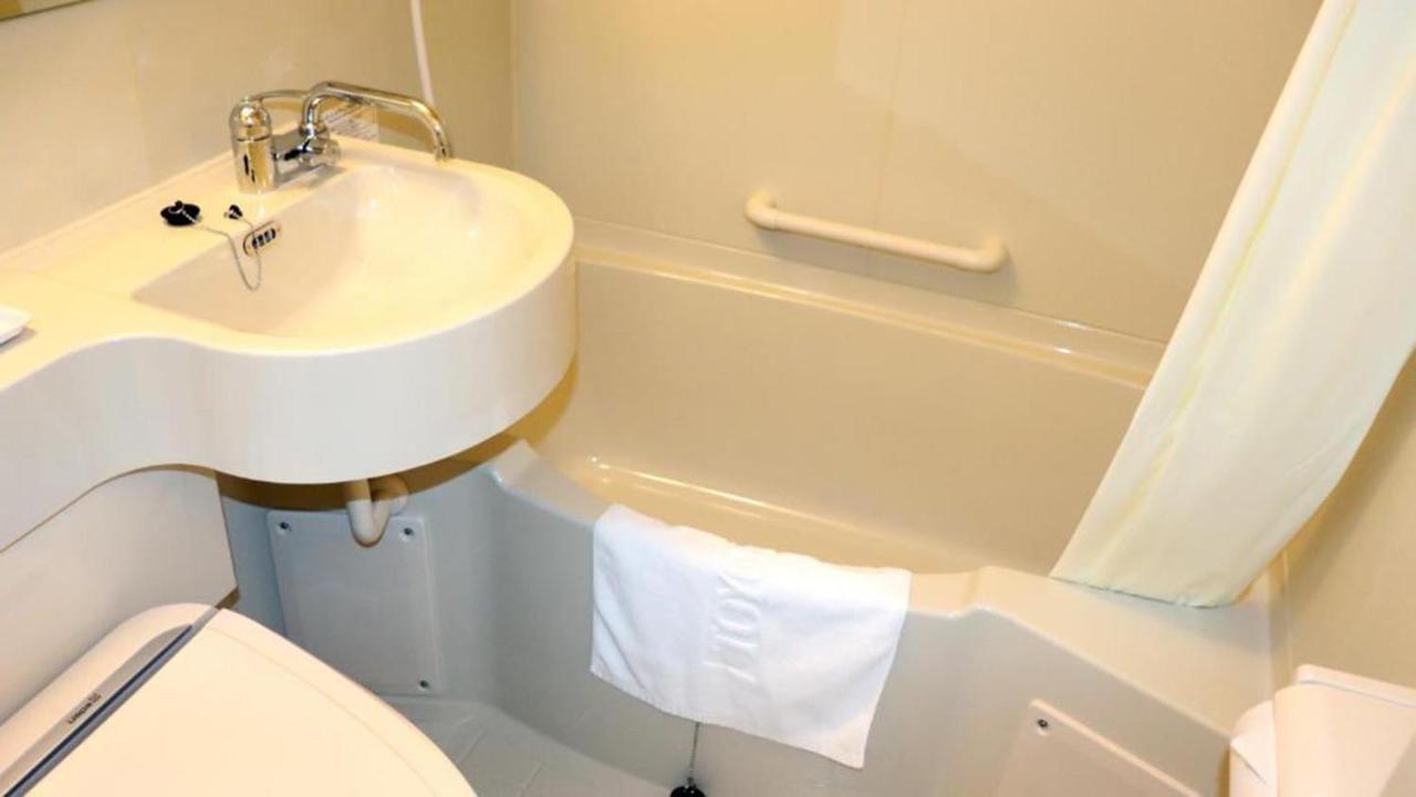 Toyoko Inn Sendai Eki Nishi Guchi Chuo Exteriör bild