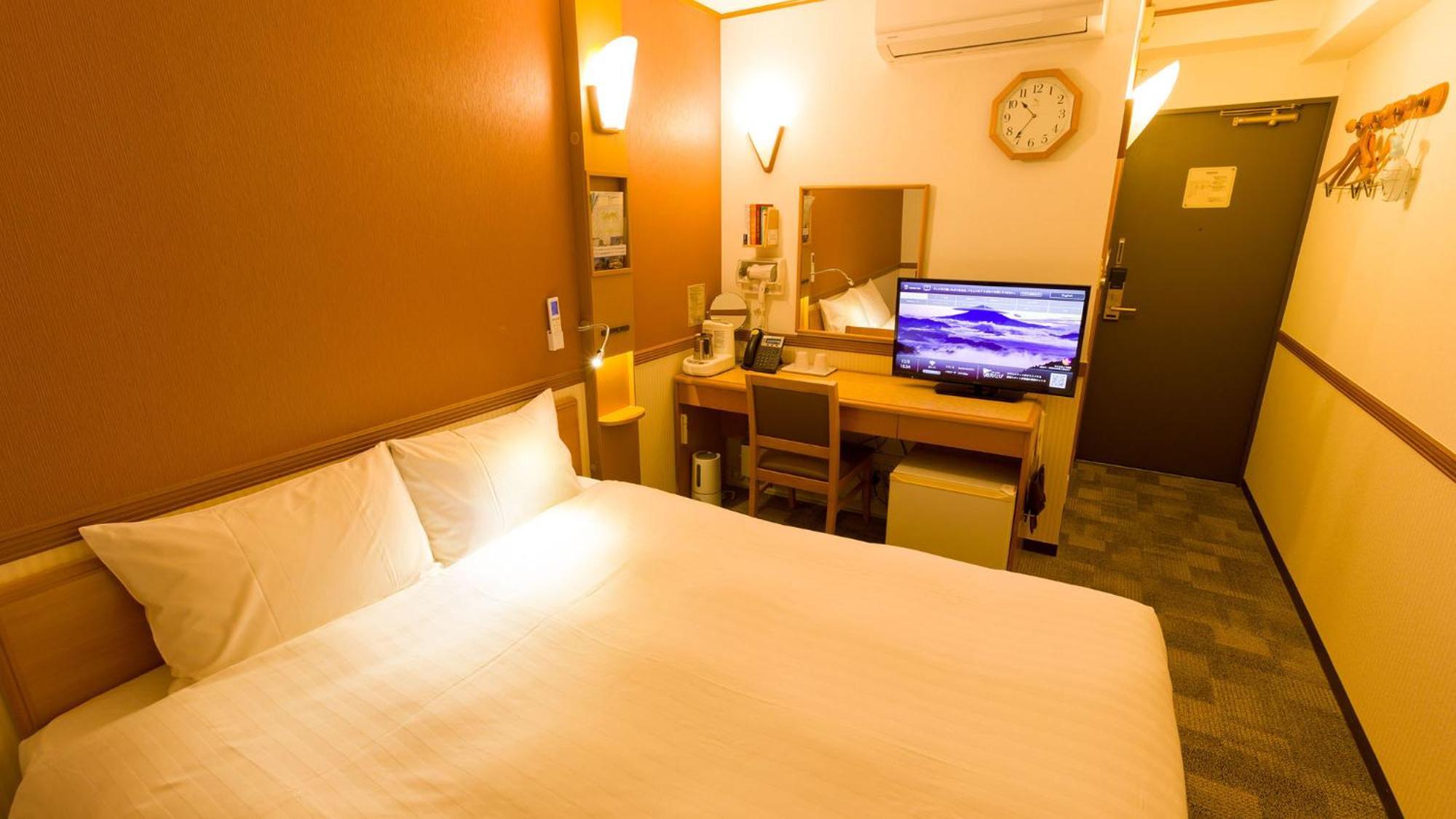 Toyoko Inn Sendai Eki Nishi Guchi Chuo Rum bild